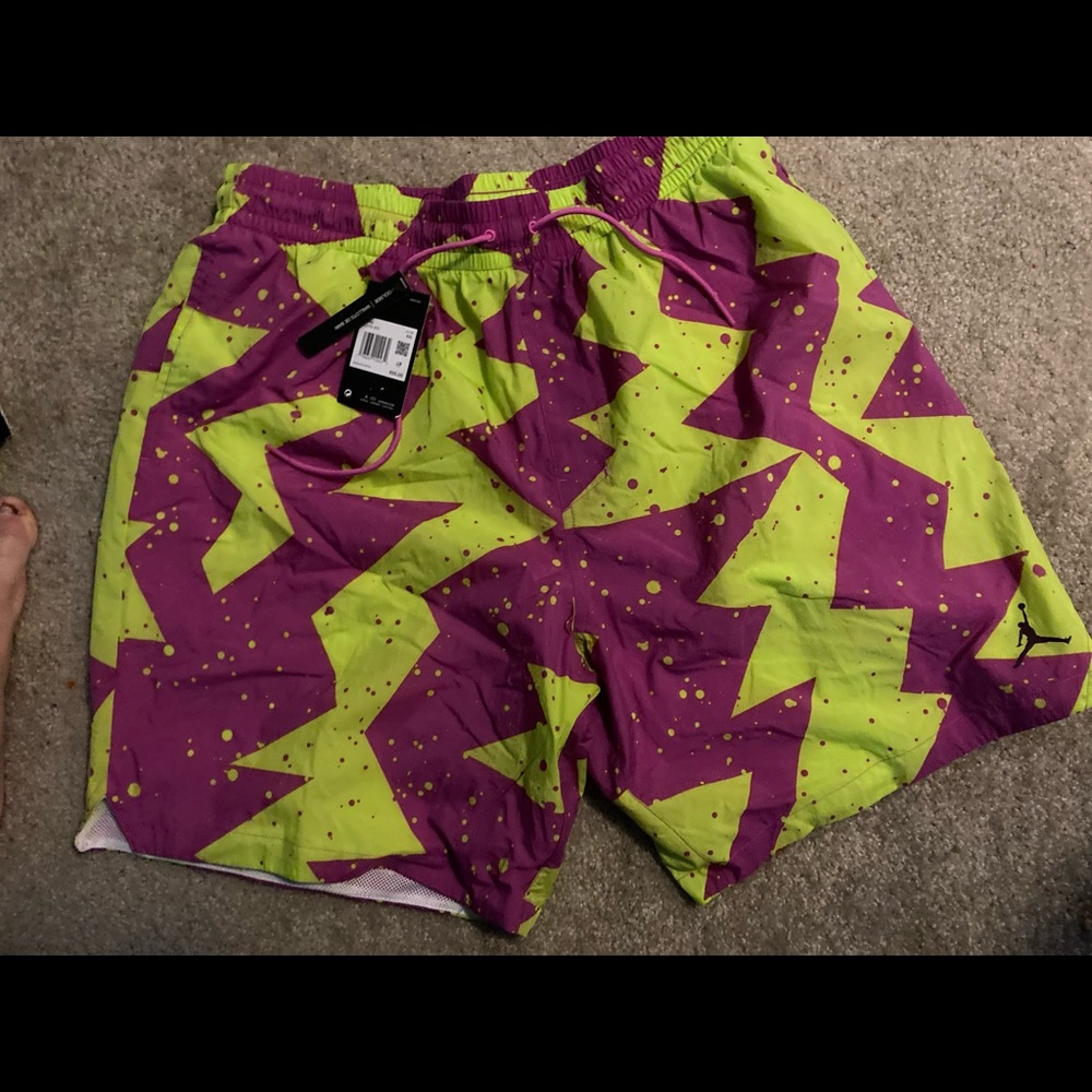 Jordan pool side shorts brand new and never worn.